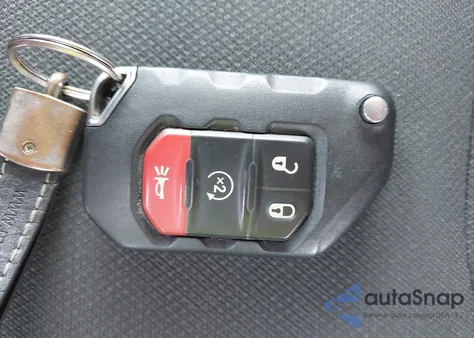 2020 Jeep Wrangler Unlimited Freedom 4X4 z USA, uszkodzony, nr VIN 1C4HJXDN7LW245233